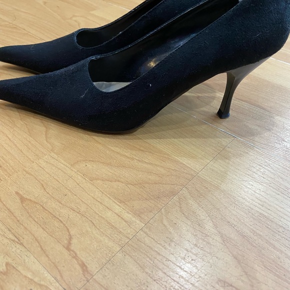 European Voko Vital size 8 velvet stilettos - Picture 2 of 4